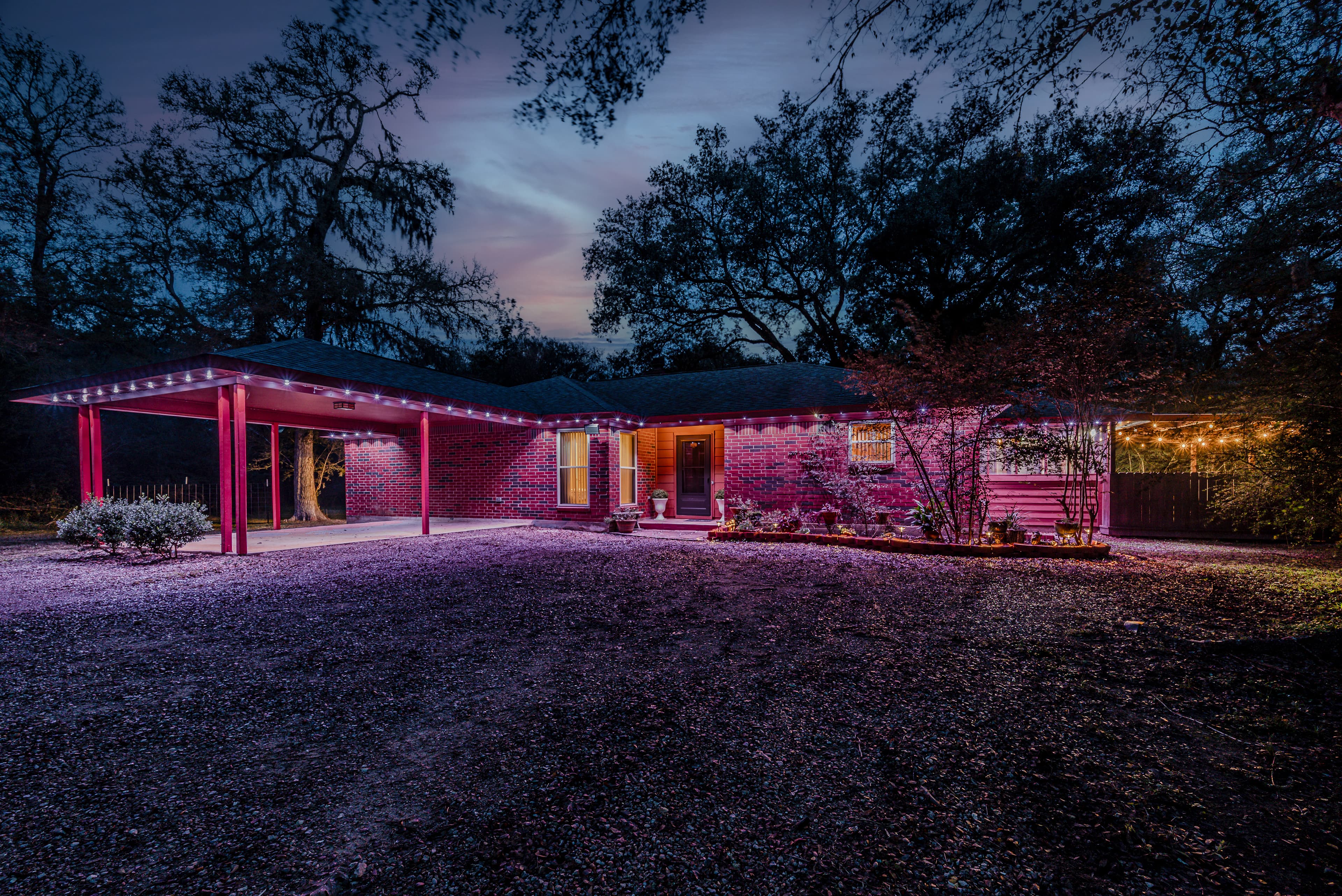 Brazos River Retreat - Image 9